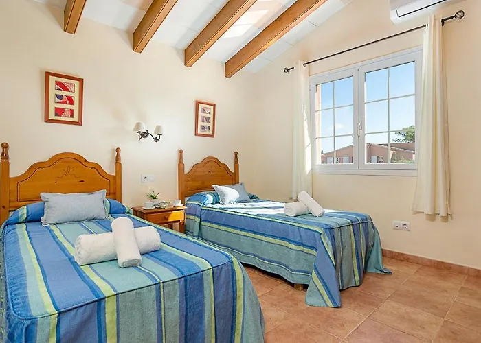 Llevant By Escape Villa